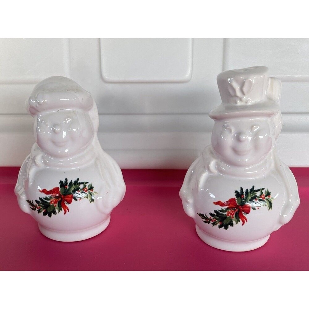 Pfaltzgraff Christmas Mr. & Mrs. Snowman Salt & Pepper Shakers Holiday Winter